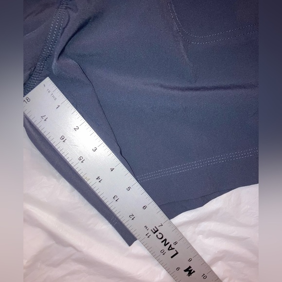 ATHLETIC WORKS WOMEN’sGRAY SWIM TRUNKS DRAWSTRING 2 POCKETS UNISEX  MED EUC - Picture 10 of 12